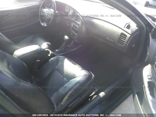 2G1WX12KXY9269353 - 2000 CHEVROLET MONTE CARLO SS შავი ფოტო 5