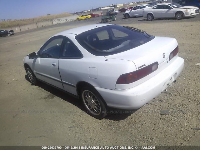 JH4DC4440VS013807 - 1997 ACURA INTEGRA RS WHITE photo 3