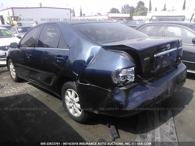 4T1BF32K53U050831 - 2003 TOYOTA CAMRY LE/XLE/SE მუქი ლურჯი ფოტო 3