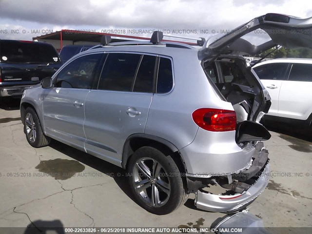 WVGTV7AX4HK018385 - 2017 VOLKSWAGEN TIGUAN SPORT 银色 照片 3