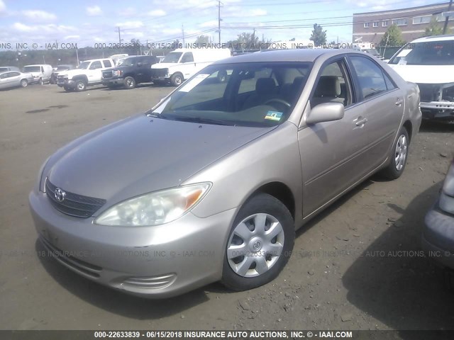 4T1BE32KX3U711594 - 2003 TOYOTA CAMRY LE/XLE/SE თაფლისფერი ფოტო 2