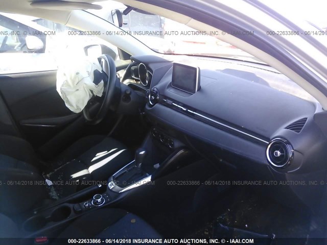 3MYDLBZV2GY104218 - 2016 TOYOTA SCION IA SILVER photo 5