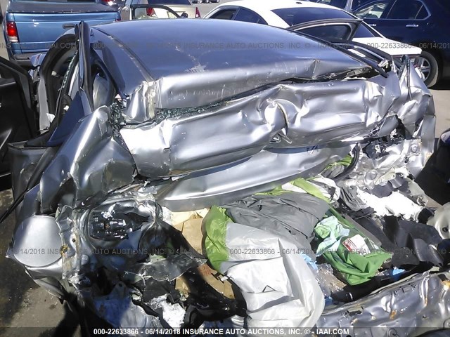 3MYDLBZV2GY104218 - 2016 TOYOTA SCION IA SILVER photo 8