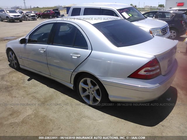 WDBRF52HX7A923403 - 2007 MERCEDES-BENZ C 230 SILVER photo 3