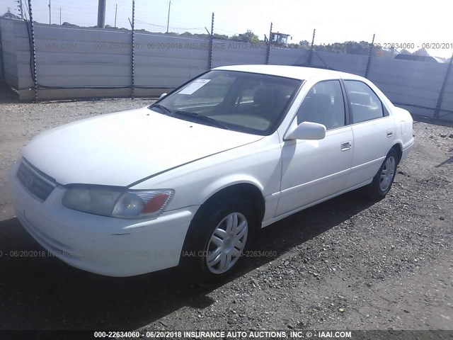 4T1BG22K71U848476 - 2001 TOYOTA CAMRY CE/LE/XLE 白色 照片 2
