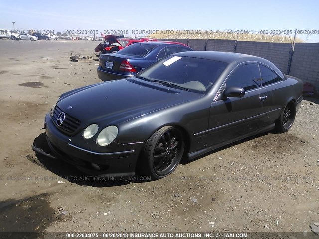 WDBPJ75J21A014661 - 2001 MERCEDES-BENZ CL 500 GRAY photo 2