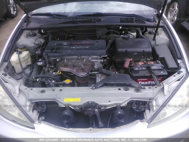4T1BE32K94U263768 - 2004 TOYOTA CAMRY LE/XLE/SE ვერცხლისფერი ფოტო 10