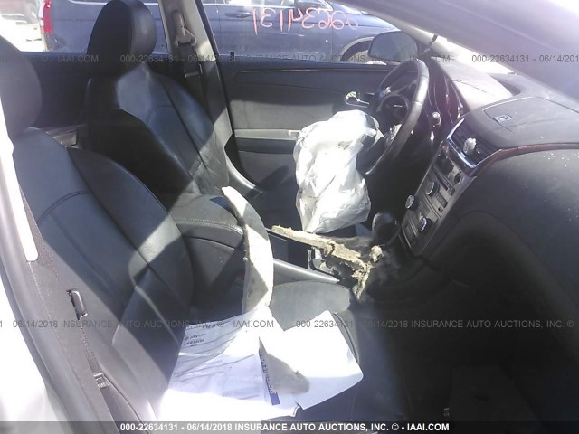 1G1ZG5E74CF128550 - 2012 CHEVROLET MALIBU LTZ 银色 照片 5