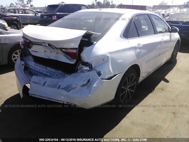 4T1BF1FK6GU223468 - 2016 TOYOTA CAMRY LE/XLE/SE/XSE WHITE photo 4
