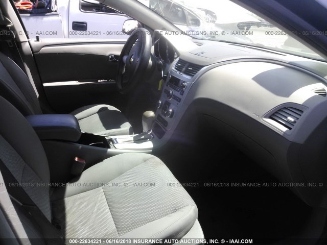 1G1ZA5EUXBF161199 - 2011 CHEVROLET MALIBU LS BLUE photo 5