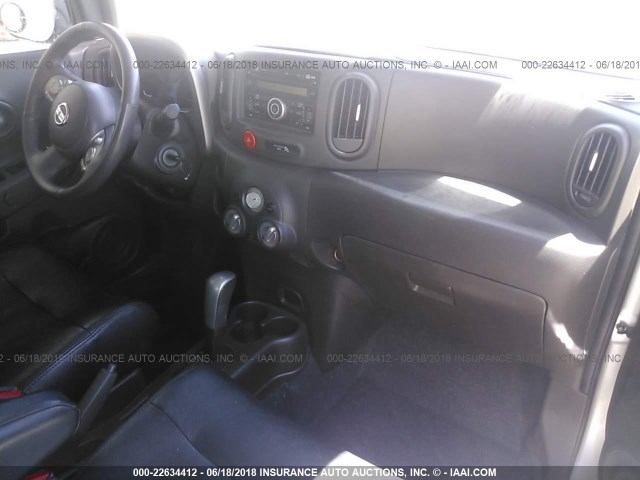 JN8AZ2KR4CT253024 - 2012 NISSAN CUBE S/SL/KROM SILVER photo 5