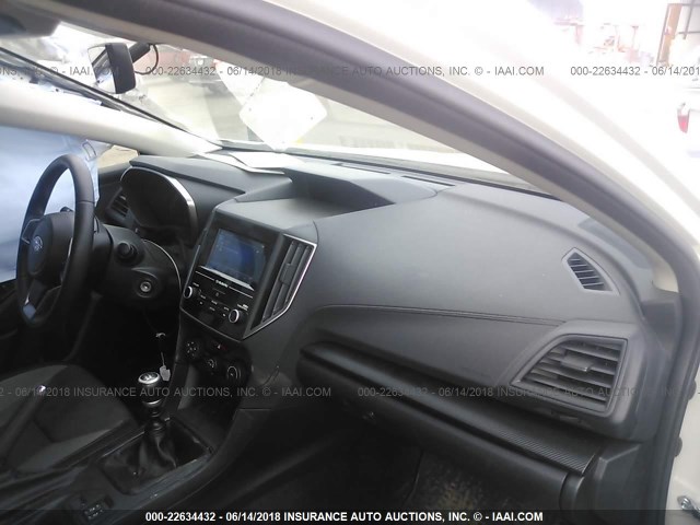 JF2GTABC8J9226109 - 2018 SUBARU CROSSTREK PREMIUM თეთრი ფოტო 5