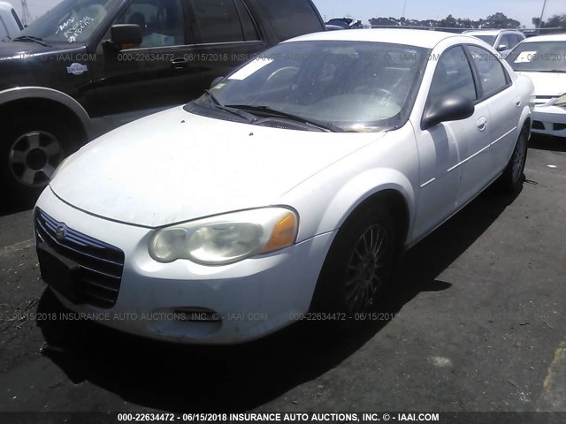 1C3EL46X24N328154 - 2004 CHRYSLER SEBRING LX WHITE photo 2