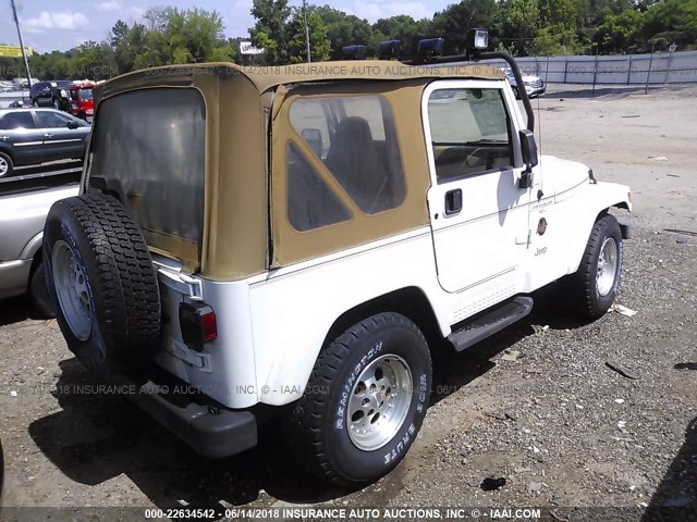 1J4FY49S5VP506317 - 1997 JEEP WRANGLER / TJ SAHARA WHITE photo 4