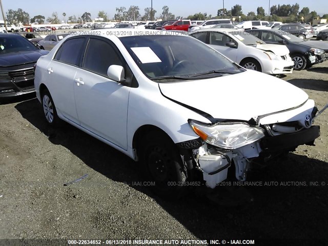 2T1BU4EE8CC783670 - 2012 TOYOTA COROLLA S/LE WHITE photo 1