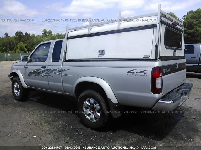 1N6ED26Y3XC300432 - 1999 NISSAN FRONTIER KING CAB XE/KING CAB SE GRAY photo 3