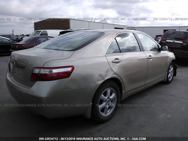 4T4BE46K08R035766 - 2008 TOYOTA CAMRY CE/LE/XLE/SE GOLD photo 4