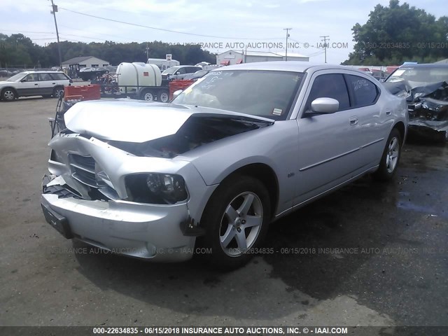 2B3CA3CVXAH252503 - 2010 DODGE CHARGER SXT SILVER photo 2