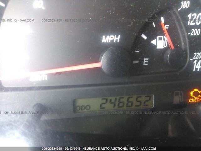 4T1BE32K94U847054 - 2004 TOYOTA CAMRY LE/XLE/SE ნაცრისფერი ფოტო 7