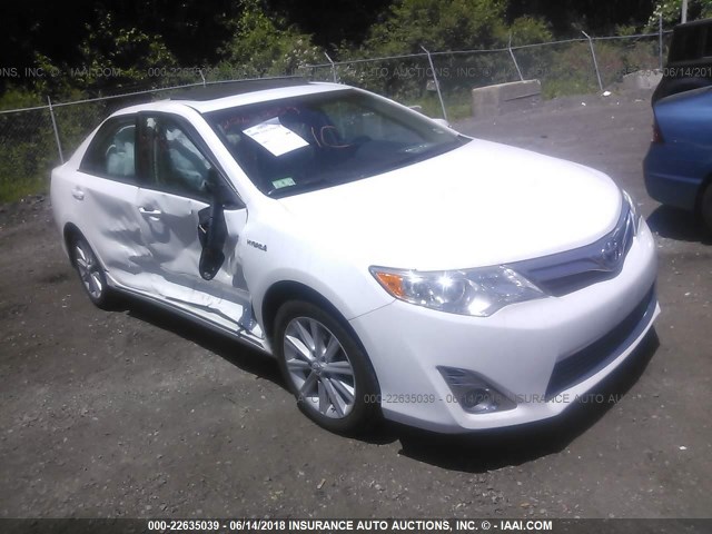 4T1BD1FKXCU020549 - 2012 TOYOTA CAMRY HYBRID/LE/XLE 白色 照片 1