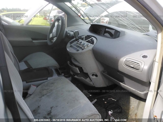 5N1BV28U24N335665 - 2004 NISSAN QUEST S/SE/SL GRAY photo 5