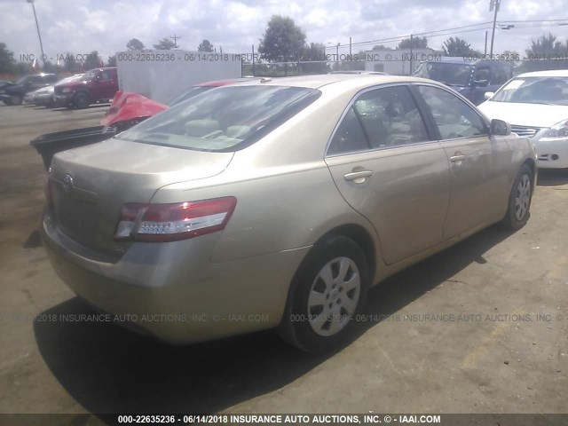 4T1BF3EKXBU664591 - 2011 TOYOTA CAMRY SE/LE/XLE GOLD photo 4