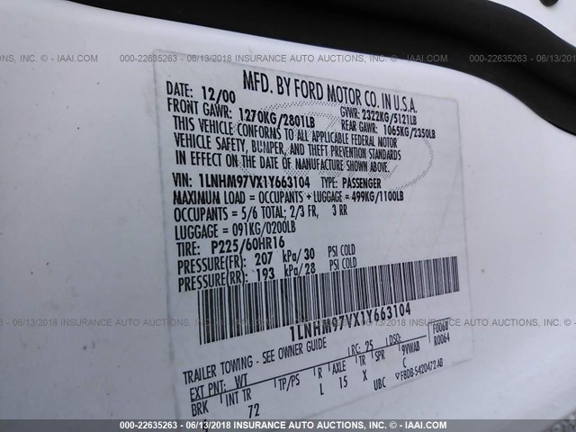 1LNHM97VX1Y663104 - 2001 LINCOLN CONTINENTAL  白色 照片 9