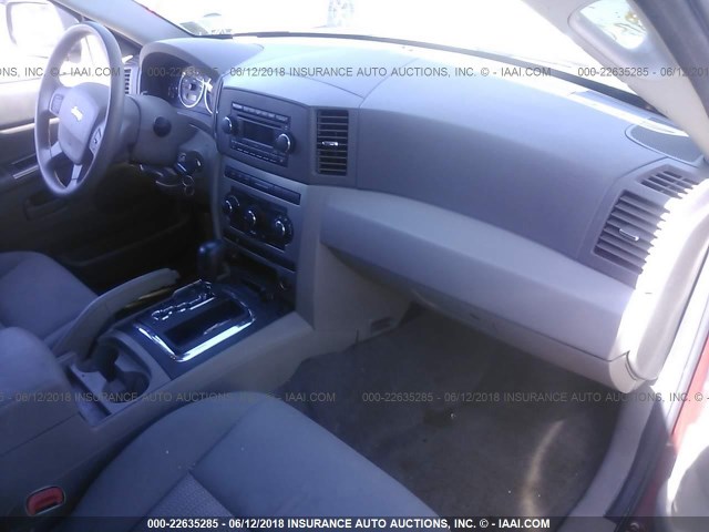 1J8GR48K07C600827 - 2007 JEEP GRAND CHEROKEE LAREDO/COLUMBIA/FREEDOM 红色 照片 5