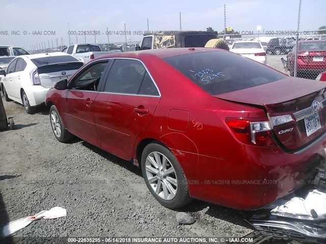 4T4BF1FKXCR226471 - 2012 TOYOTA CAMRY SE/LE/XLE 红色 照片 3