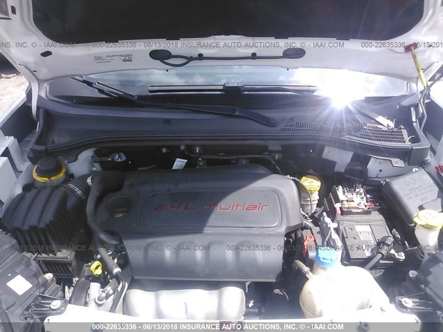 ZFBERFAT0F6A22132 - 2015 RAM PROMASTER CITY  白色 照片 10