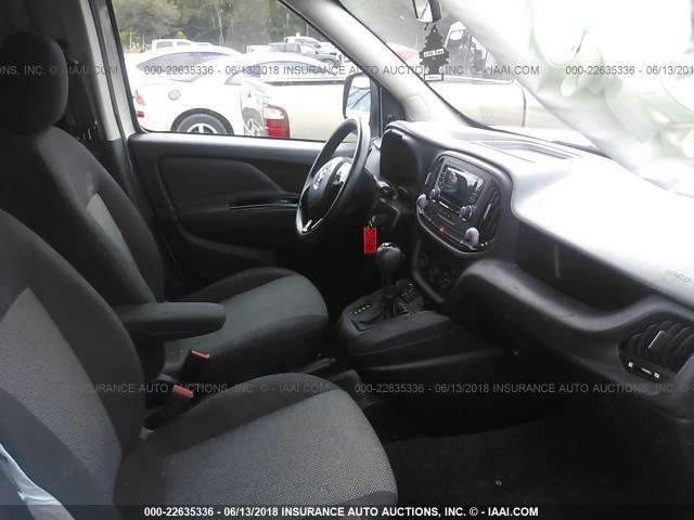 ZFBERFAT0F6A22132 - 2015 RAM PROMASTER CITY  白色 照片 5