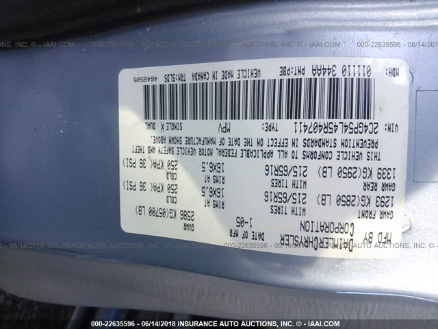 2C4GP54L45R407411 - 2005 CHRYSLER TOWN & COUNTRY TOURING BLUE photo 9