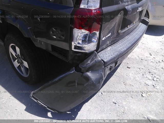 1J8HG48K76C265249 - 2006 JEEP COMMANDER GRAY photo 6