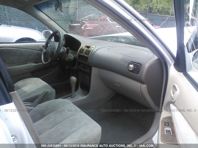 1NXBR18E5WZ121740 - 1998 TOYOTA COROLLA VE/CE/LE 白色 照片 5