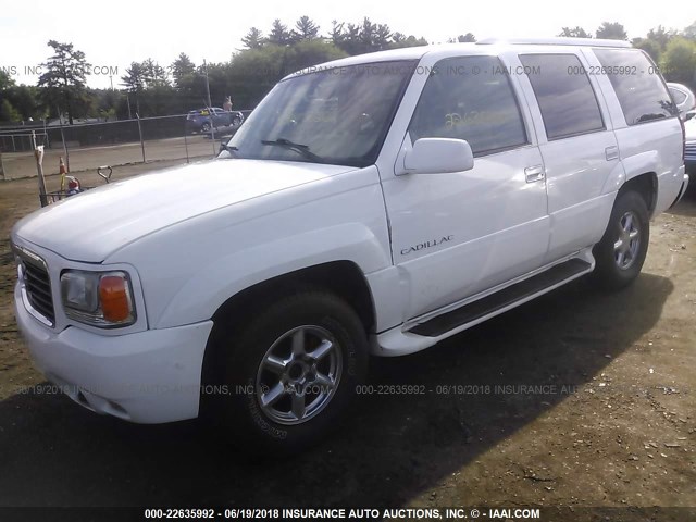 1GYEK63R5YR194877 - 2000 CADILLAC ESCALADE LUXURY თეთრი ფოტო 2