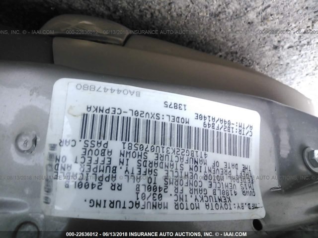4T1BG22K31U070581 - 2001 TOYOTA CAMRY CE/LE/XLE Champagne photo 9