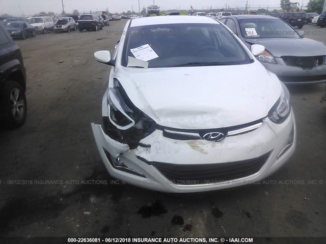 5NPDH4AE0FH611069 - 2015 HYUNDAI ELANTRA SE/SPORT/LIMITED WHITE photo 6