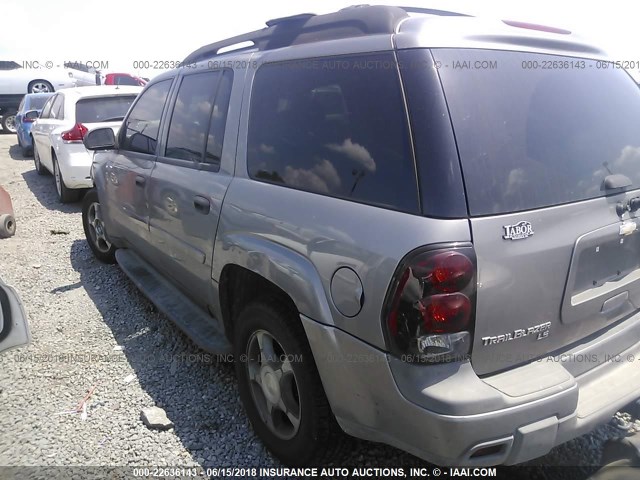 1GNES16S966173169 - 2006 CHEVROLET TRAILBLAZER EXT LS/EXT LT SILVER photo 3