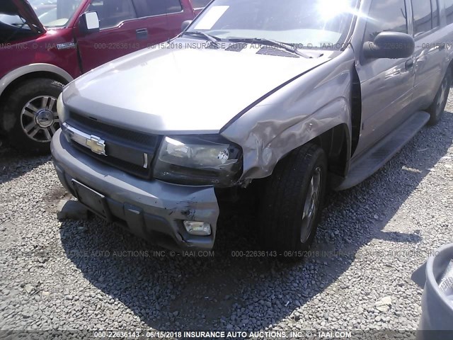 1GNES16S966173169 - 2006 CHEVROLET TRAILBLAZER EXT LS/EXT LT SILVER photo 6