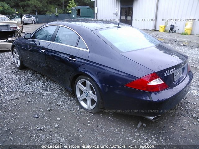 WDDDJ75X76A027623 - 2006 MERCEDES-BENZ CLS 500C BLUE photo 3