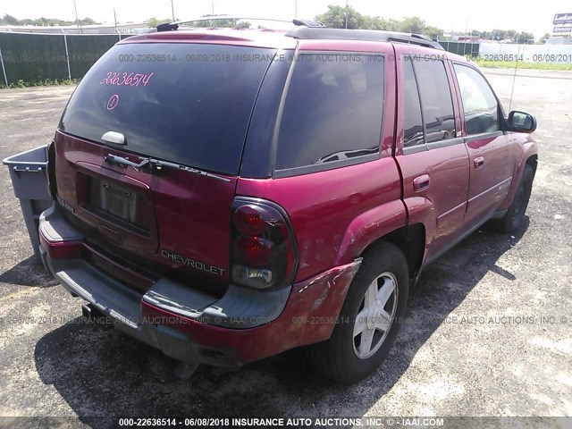 1GNDT13S922124875 - 2002 CHEVROLET TRAILBLAZER  MAROON photo 4