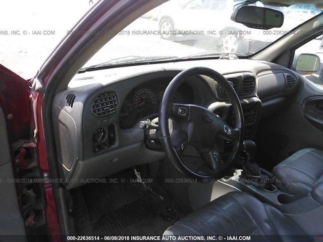 1GNDT13S922124875 - 2002 CHEVROLET TRAILBLAZER  MAROON photo 5