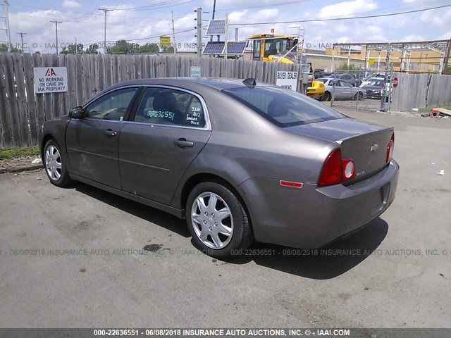 1G1ZB5E0XCF313347 - 2012 CHEVROLET MALIBU LS 灰色 照片 3