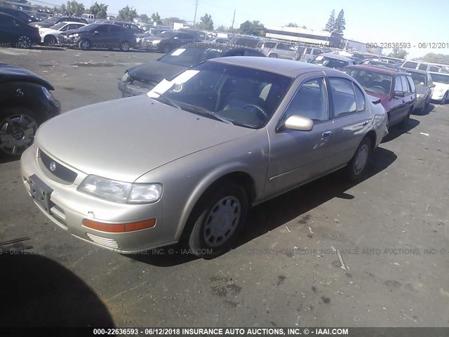 JN1CA21D5TT155964 - 1996 NISSAN MAXIMA GLE/GXE/SE GOLD photo 2