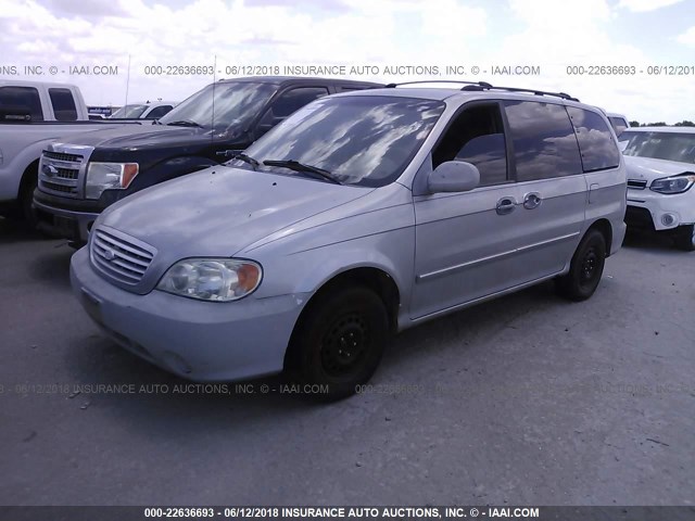 KNDUP131636467125 - 2003 KIA SEDONA EX/LX SILVER photo 2