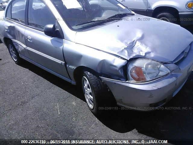 KNADC125X36237262 - 2003 KIA RIO SILVER photo 6