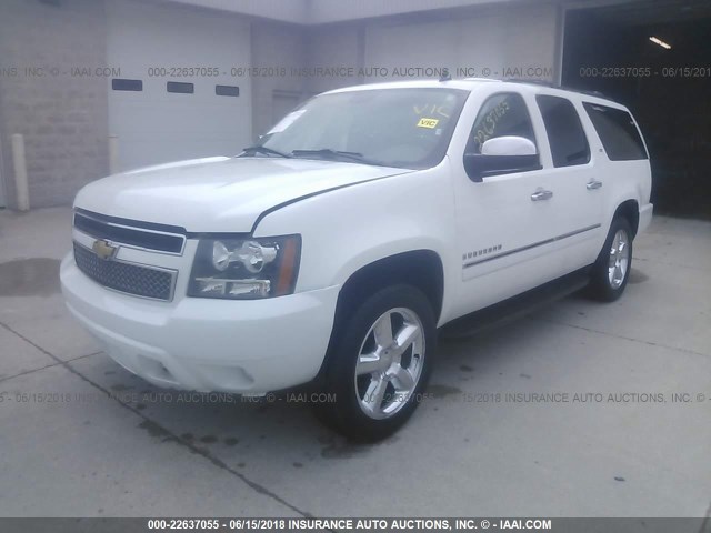 1GNSKKE71DR312244 - 2013 CHEVROLET SUBURBAN K1500 LTZ WHITE photo 2