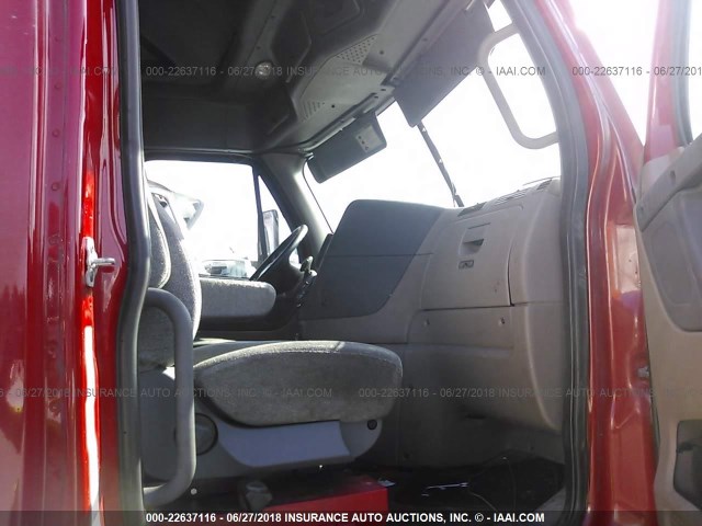 1FUJGLBG4CSBN0497 - 2012 FREIGHTLINER CASCADIA 125  Unknown photo 5