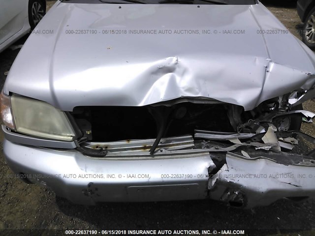JF1SF656X2H723100 - 2002 SUBARU FORESTER S 银色 照片 6