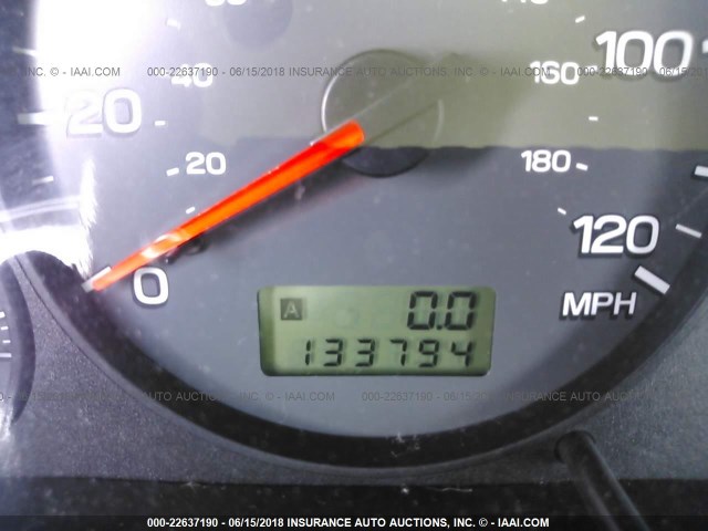 JF1SF656X2H723100 - 2002 SUBARU FORESTER S 银色 照片 7